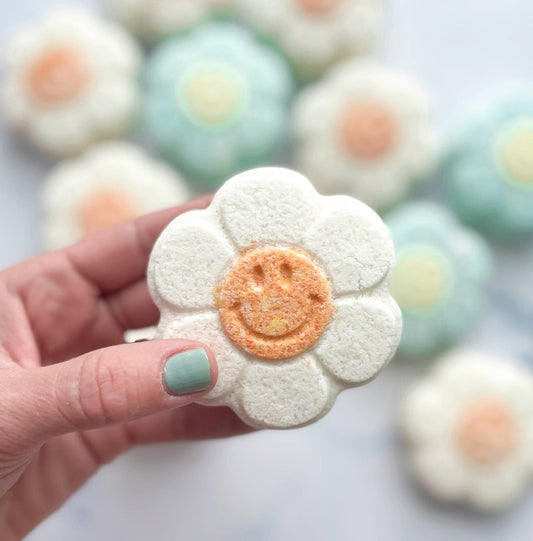 The Sister Made - Happy Daisy Bath Bomb