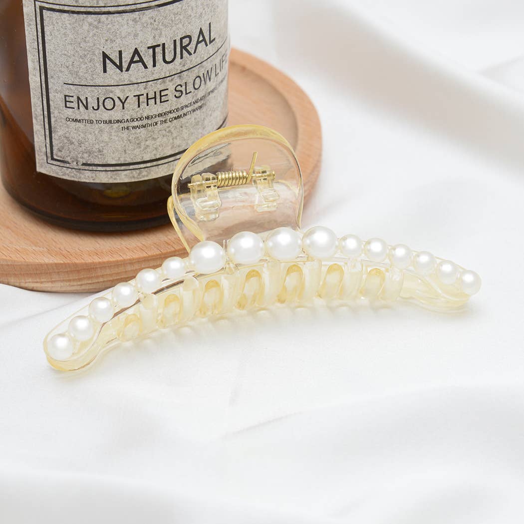 TheDivaSoap - Elegant Pearl Acrylic Hair Claw Clip