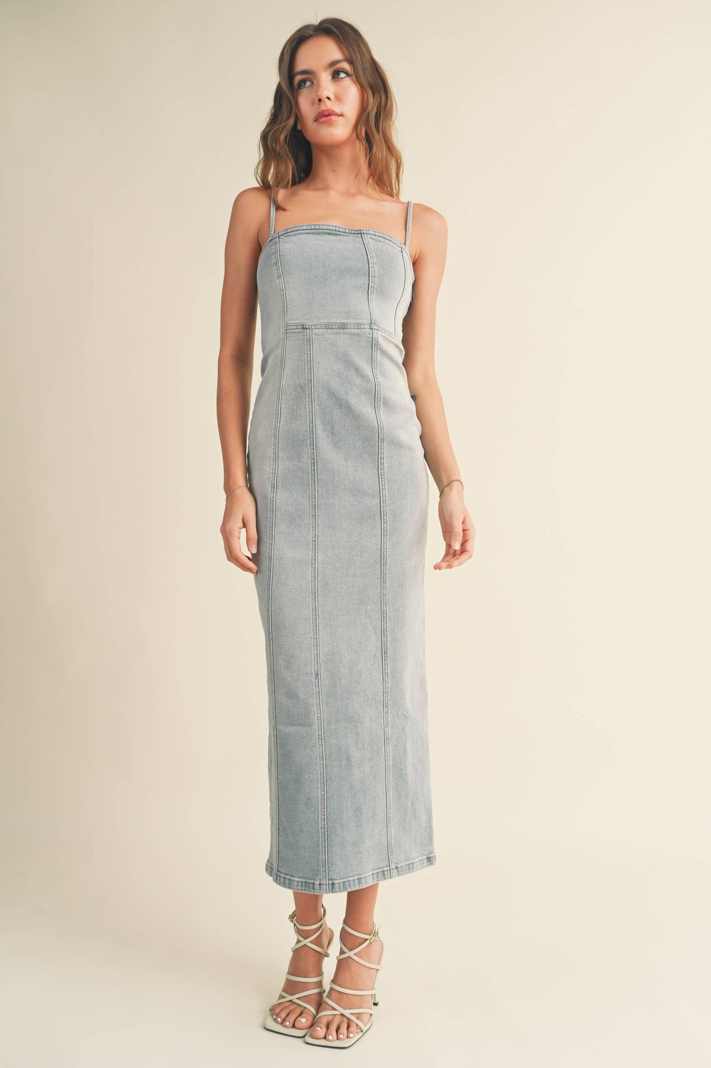 MIOU MUSE - Light Wash Stretch Denim Dress