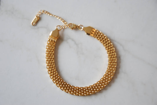 Ash on AK Jewelry - Alice Bracelet