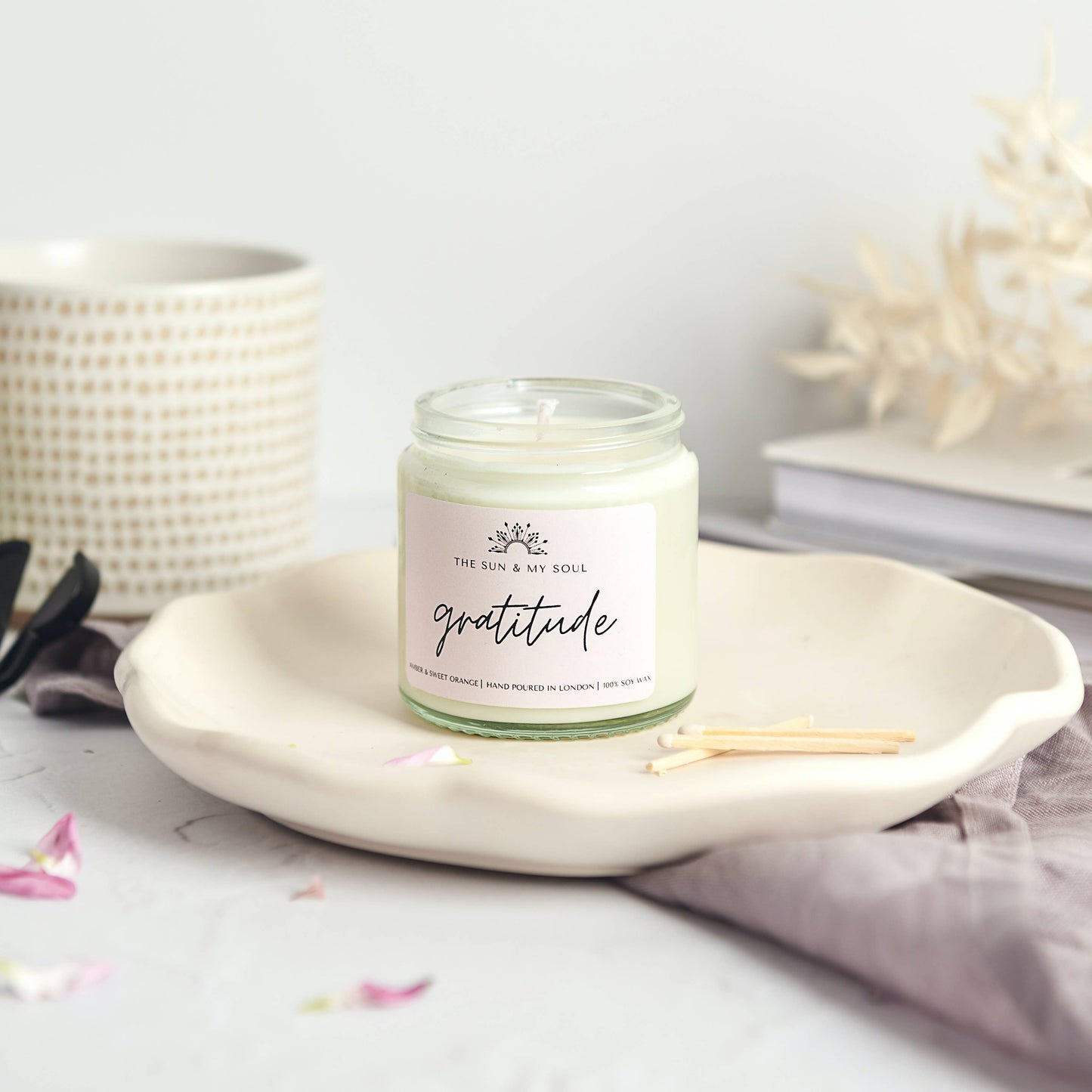 The Sun & My Soul - Gratitude - Amber Musk Sweet Orange Soy Candle, 120 ml