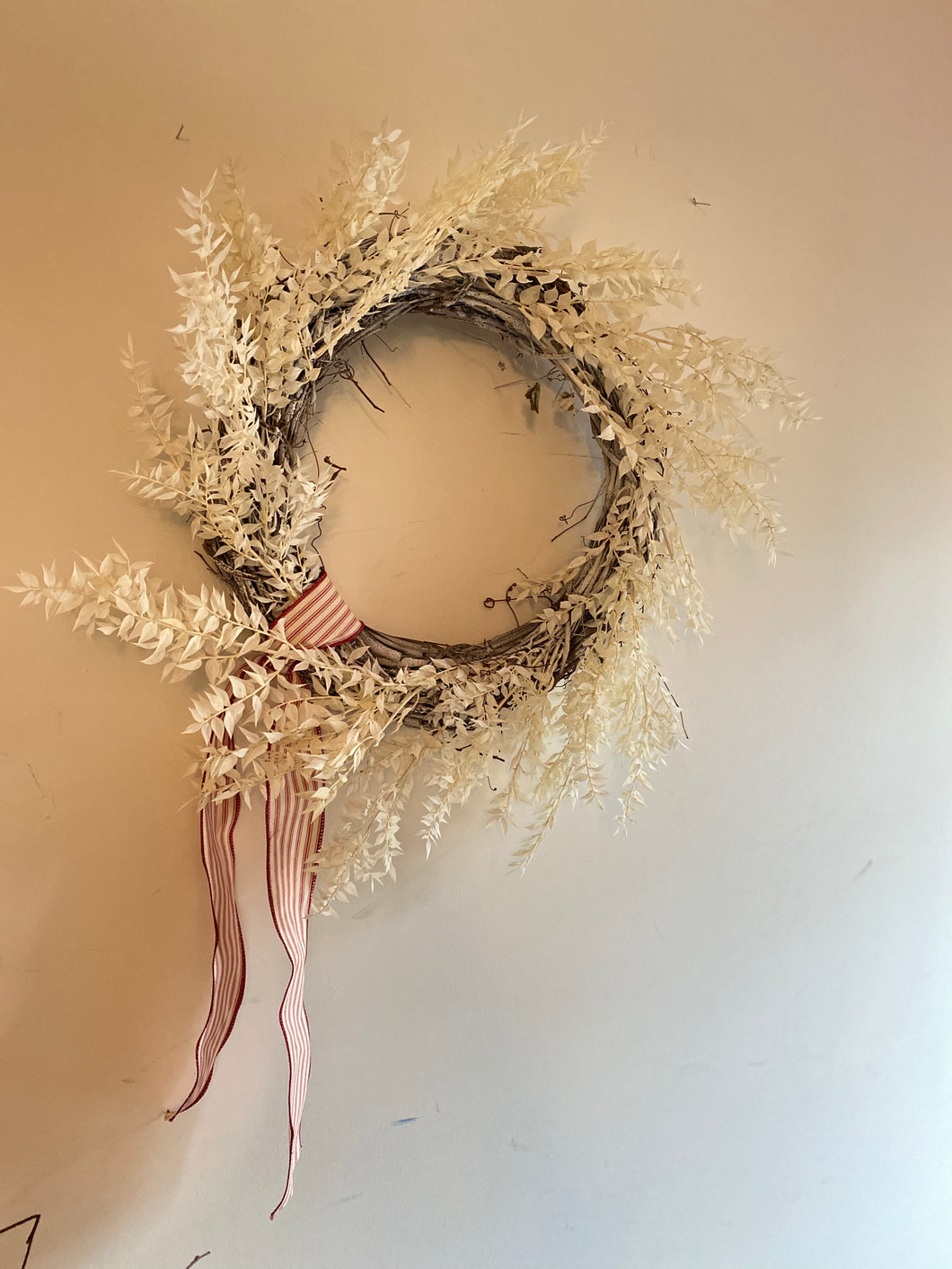 Bleached Italian Ruscus Wreath